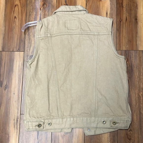 Levi's Tan Denim Vest - Picture 5 of 8